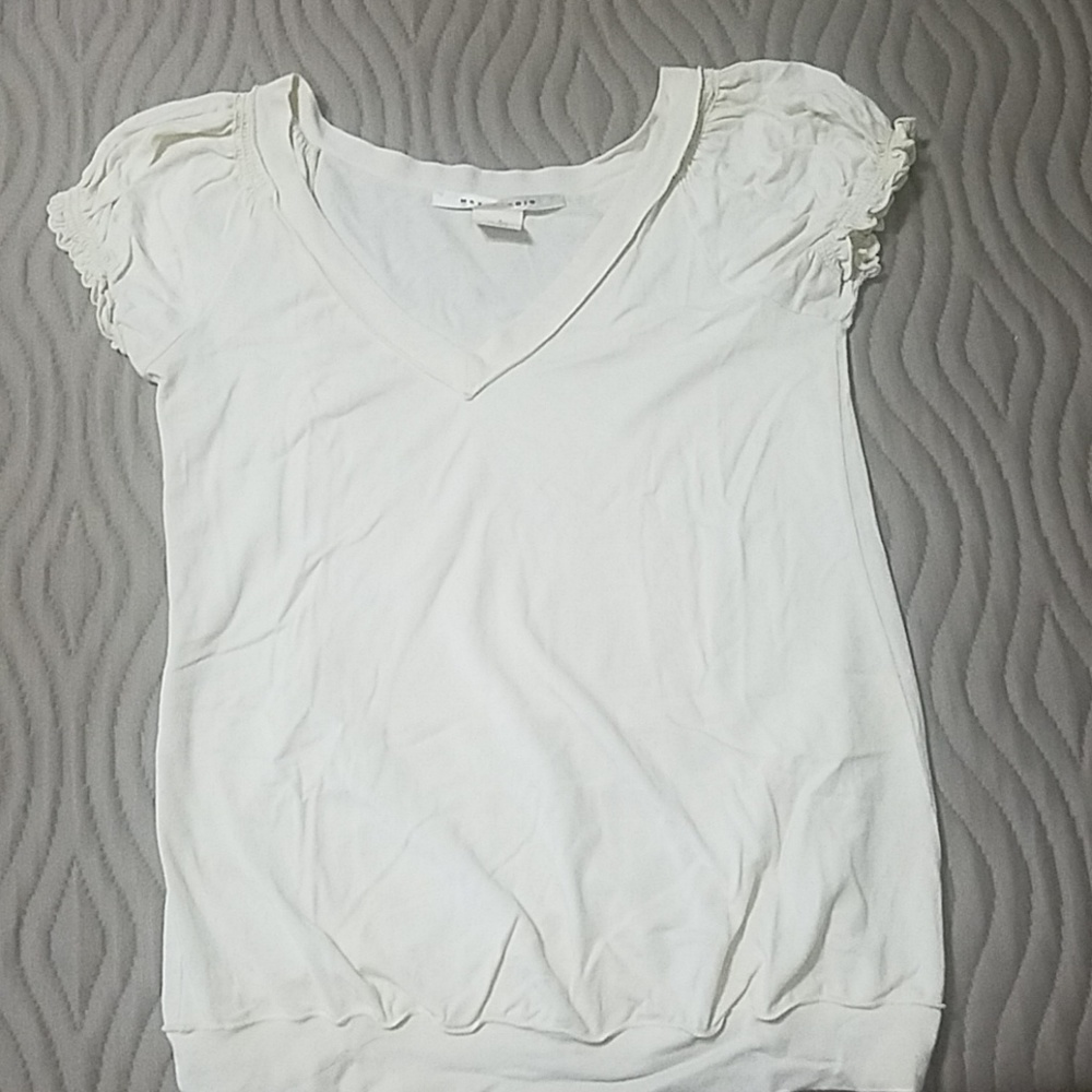PRE-LOVED Max Studio off white v-neck top